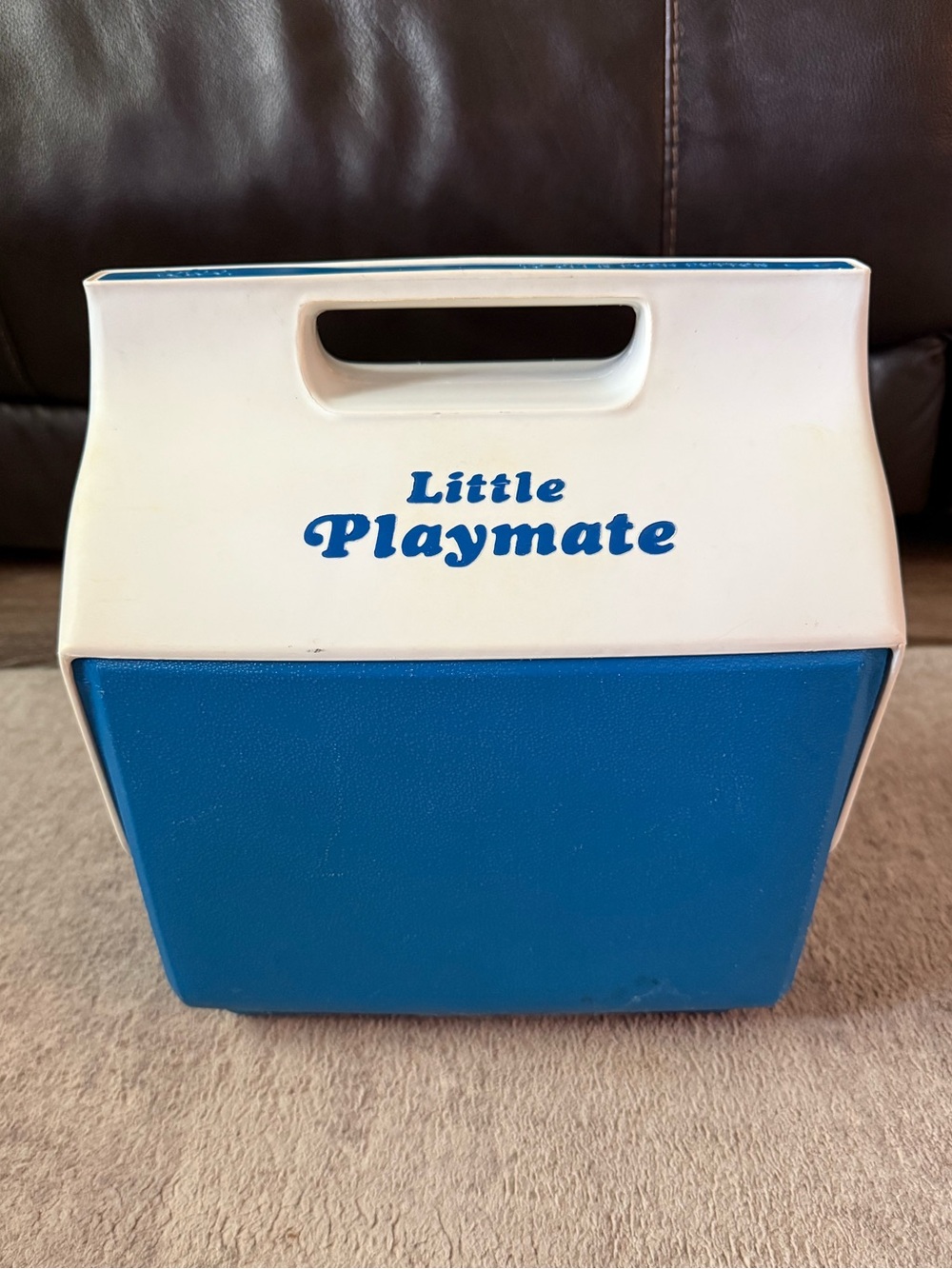 Vintage Igloo Little Playmate Blue and White 7-quart cooler